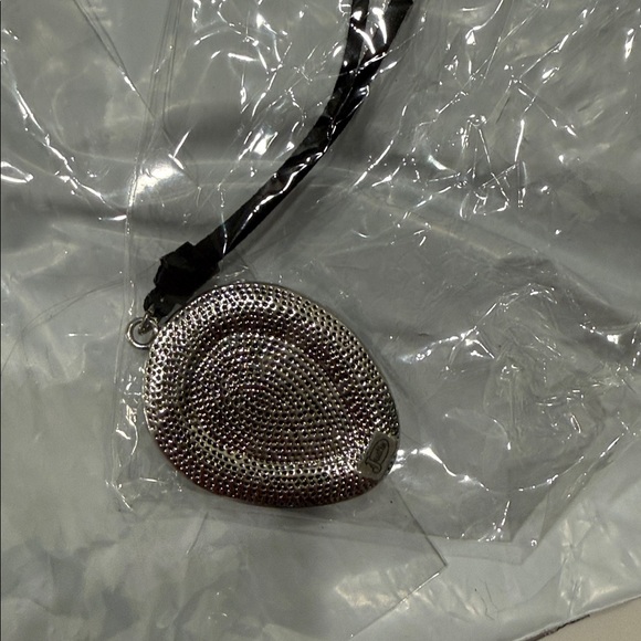 JUSTIN Turquoise Pendant Necklace - Picture 5 of 6